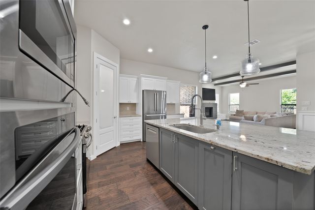 6828 Chase Street, North Richland Hills, TX 76182