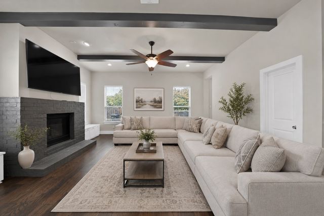 6828 Chase Street, North Richland Hills, TX 76182