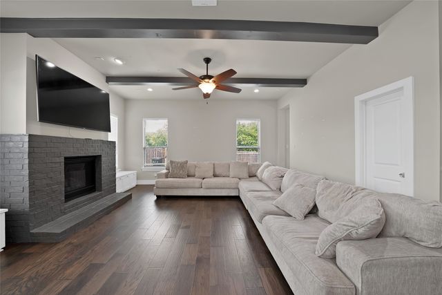 6828 Chase Street, North Richland Hills, TX 76182
