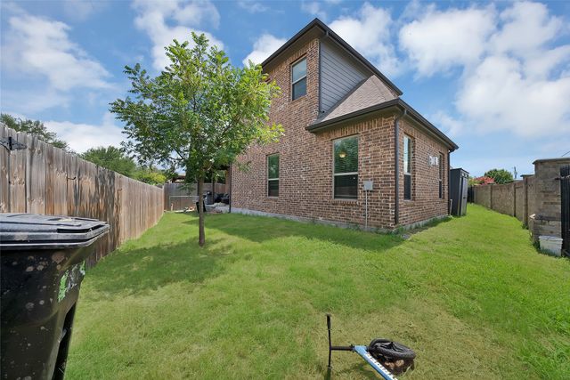 6828 Chase Street, North Richland Hills, TX 76182