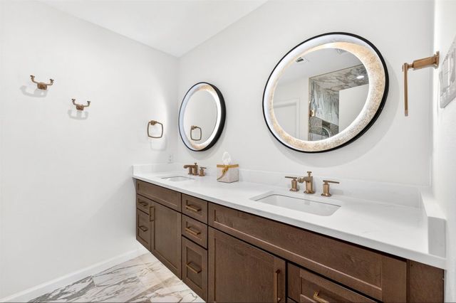 9805 Airline Road, Dallas, TX 75230