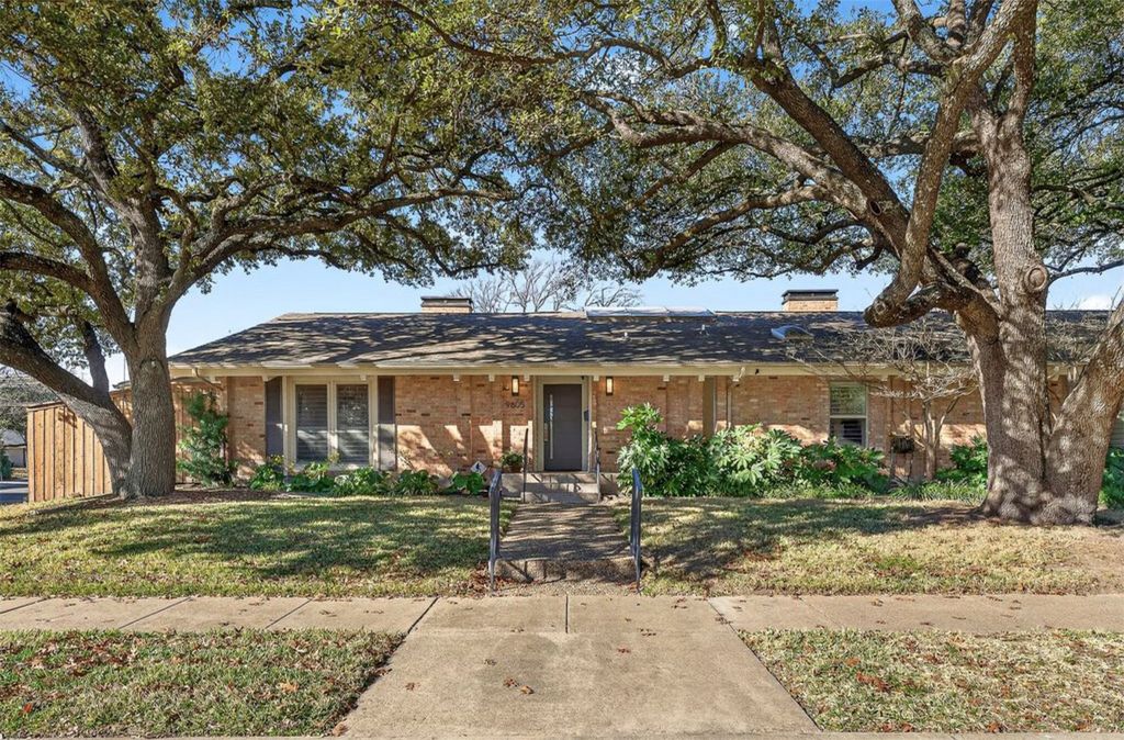 9805 Airline Road, Dallas, TX 75230