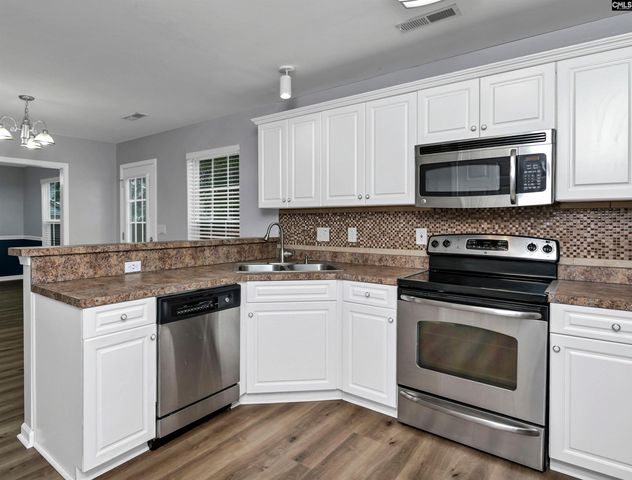 261 Keystone Drive, Hopkins, SC 29061