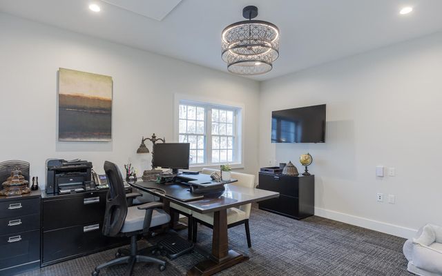 60 Dearborn Circle, Walpole, NH 03608