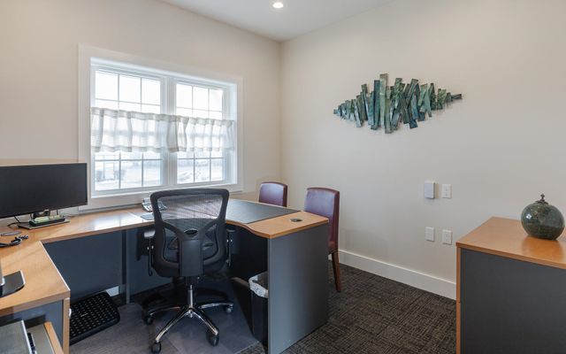 60 Dearborn Circle, Walpole, NH 03608