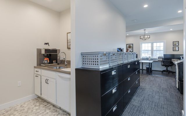 60 Dearborn Circle, Walpole, NH 03608