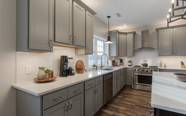 60 Dearborn Circle, Walpole, NH 03608