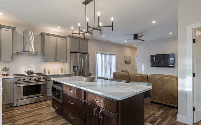 60 Dearborn Circle, Walpole, NH 03608