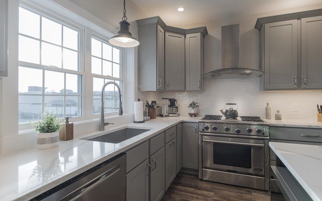 60 Dearborn Circle, Walpole, NH 03608