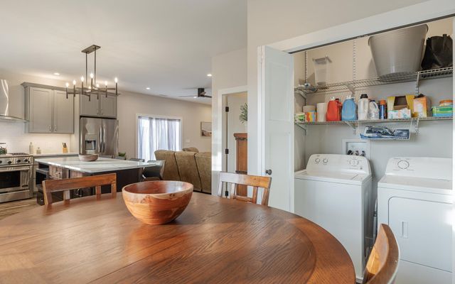 60 Dearborn Circle, Walpole, NH 03608