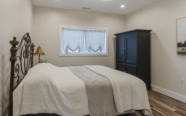 60 Dearborn Circle, Walpole, NH 03608