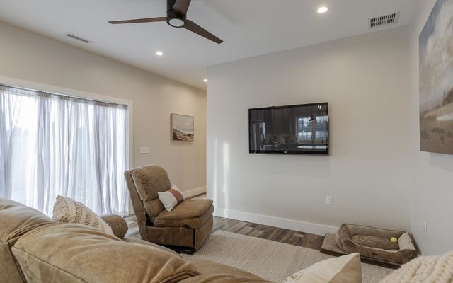 60 Dearborn Circle, Walpole, NH 03608