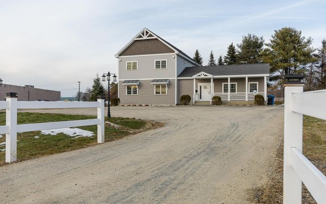 60 Dearborn Circle, Walpole, NH 03608