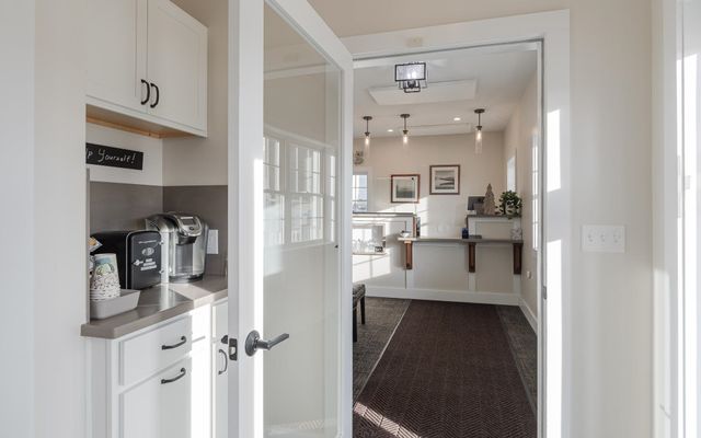 60 Dearborn Circle, Walpole, NH 03608