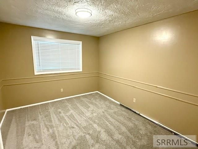 687 Mark Avenue, Idaho Falls, ID 83401