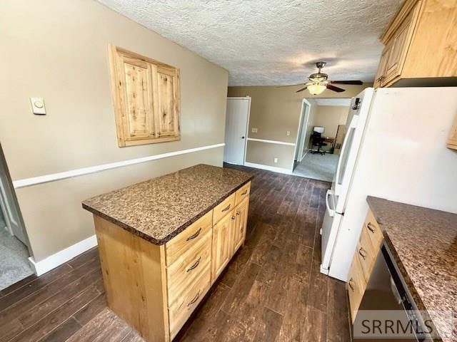 687 Mark Avenue, Idaho Falls, ID 83401