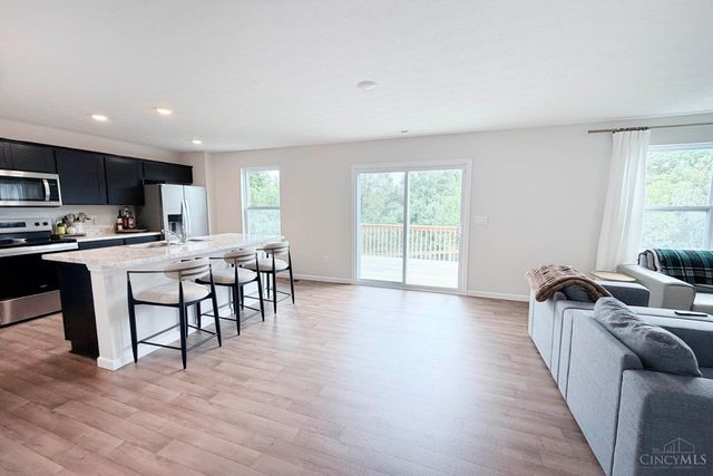 108 Woodcreek Lane, New Richmond, OH 45157