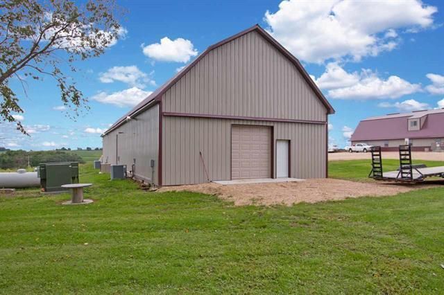 S3424 Peterson Lane, Viroqua, WI 54665