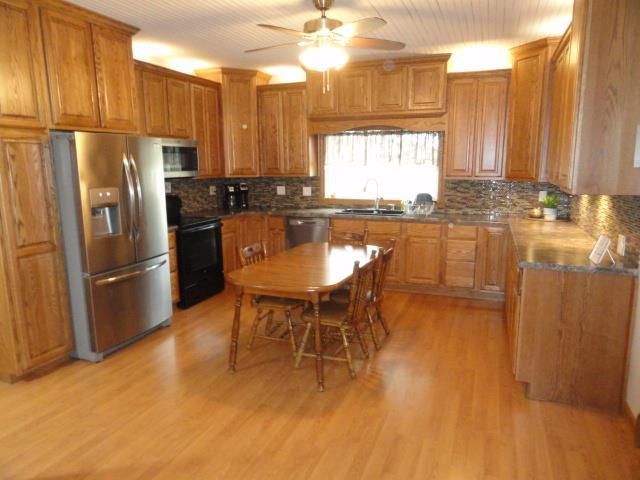 S3424 Peterson Lane, Viroqua, WI 54665