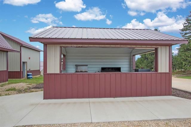 S3424 Peterson Lane, Viroqua, WI 54665