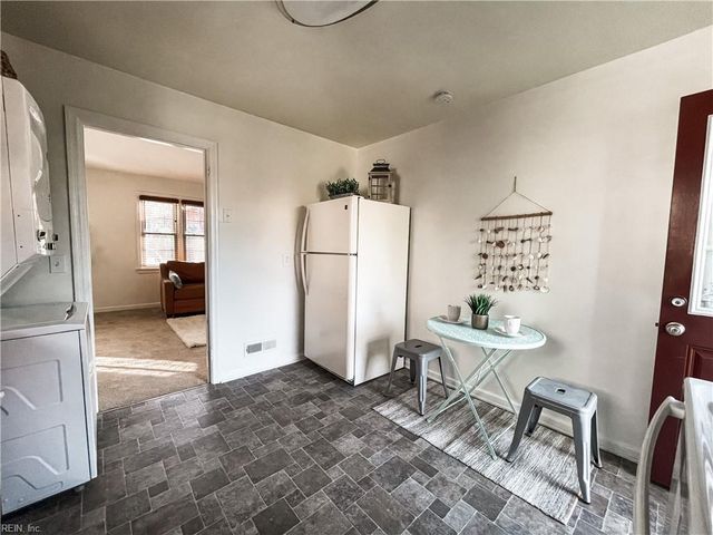 246 A View AVE A, Norfolk, VA 23503