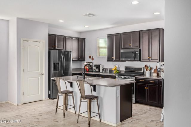 16550 W CULVER Street, Goodyear, AZ 85338