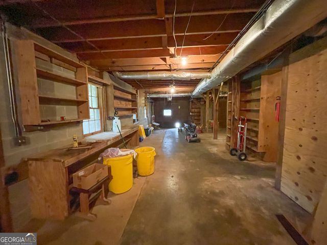 305 West Drive, Roopville, GA 30170