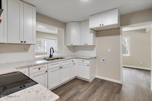 404 Walnut Street, Port Gibson, MS 39150