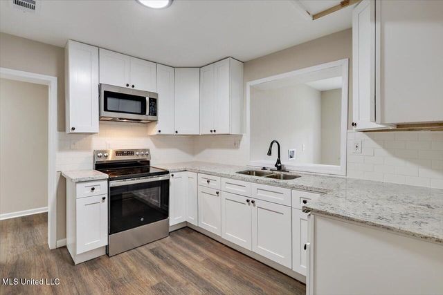 404 Walnut Street, Port Gibson, MS 39150