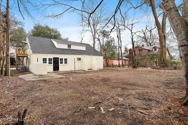 404 Walnut Street, Port Gibson, MS 39150