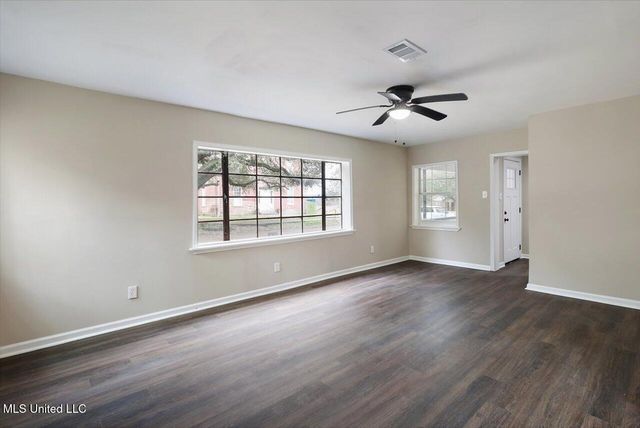 404 Walnut Street, Port Gibson, MS 39150