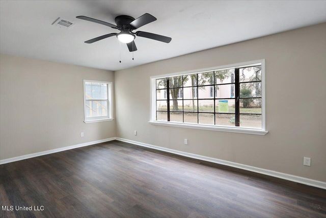 404 Walnut Street, Port Gibson, MS 39150