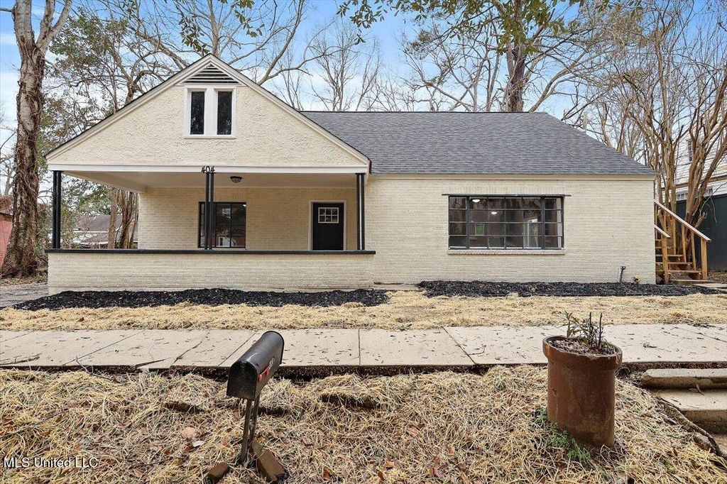 404 Walnut Street, Port Gibson, MS 39150