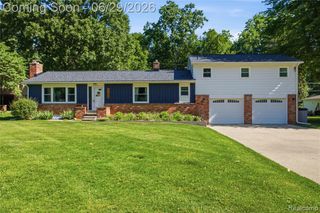 31620 Bobrich Street, Livonia, MI 48152