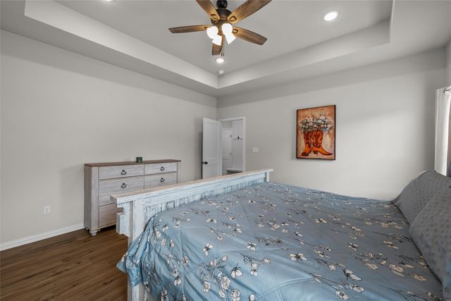 913 Day Star Drive, Hewitt, TX 76643