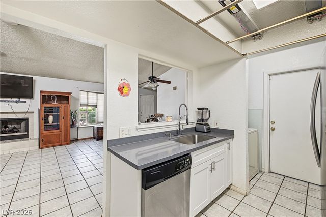 2509 Castlesands Way, Las Vegas, NV 89121