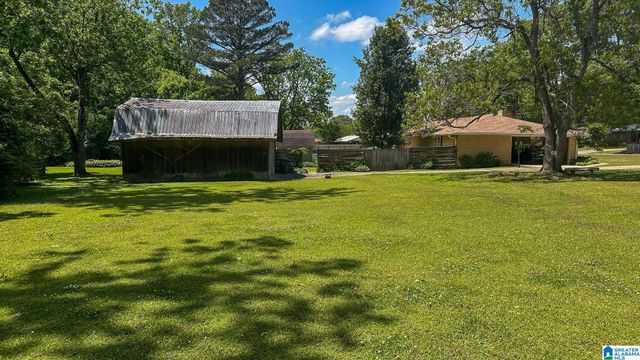 800 ALEXANDRIA ROAD, Weaver, AL 36277
