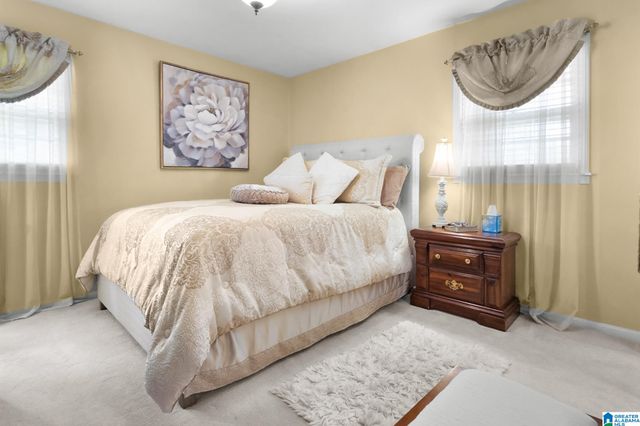 800 ALEXANDRIA ROAD, Weaver, AL 36277