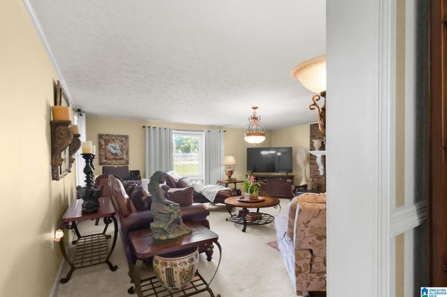 800 ALEXANDRIA ROAD, Weaver, AL 36277