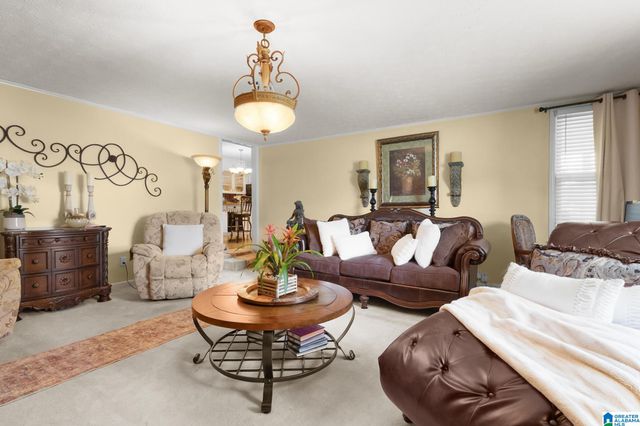 800 ALEXANDRIA ROAD, Weaver, AL 36277