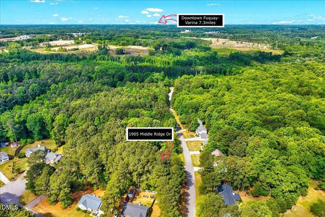 1905 Middle Ridge Drive, Willow Springs, NC 27592