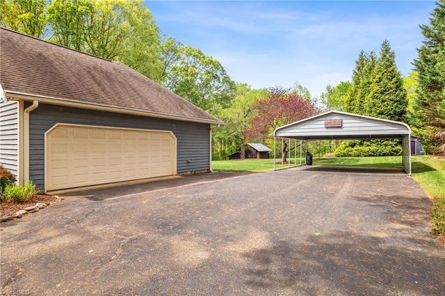 6524 US Highway 158, Summerfield, NC 27358