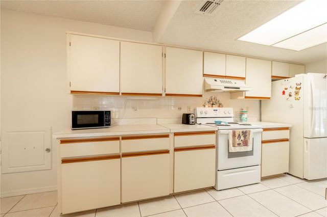10744 SW 62ND TERRACE, Ocala, FL 34476