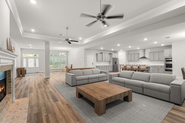 12 Cavalier, Hattiesburg, MS 39402