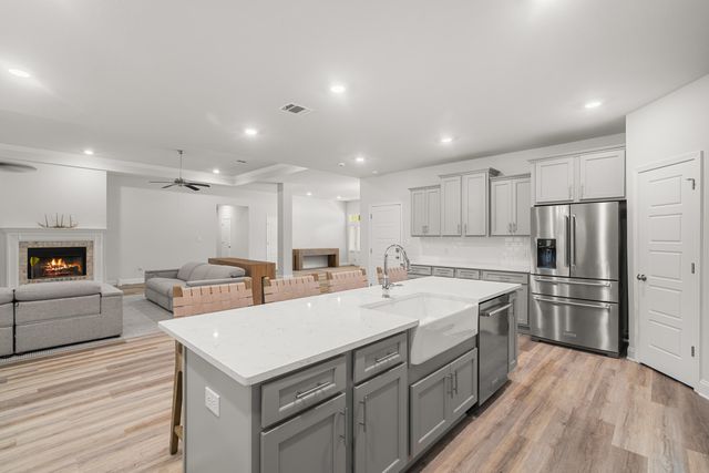 12 Cavalier, Hattiesburg, MS 39402