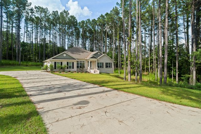 12 Cavalier, Hattiesburg, MS 39402