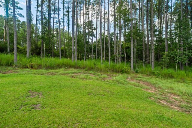 12 Cavalier, Hattiesburg, MS 39402