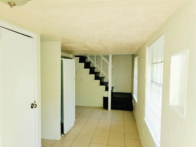 900 Mohawk Drive 7, Montgomery, TX 77316