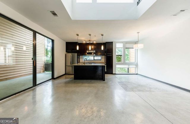 972 Dekalb Avenue NE 205, Atlanta, GA 30307