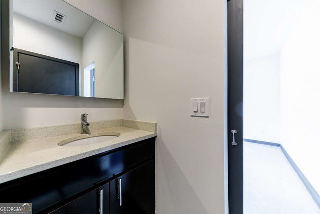 972 Dekalb Avenue NE 205, Atlanta, GA 30307